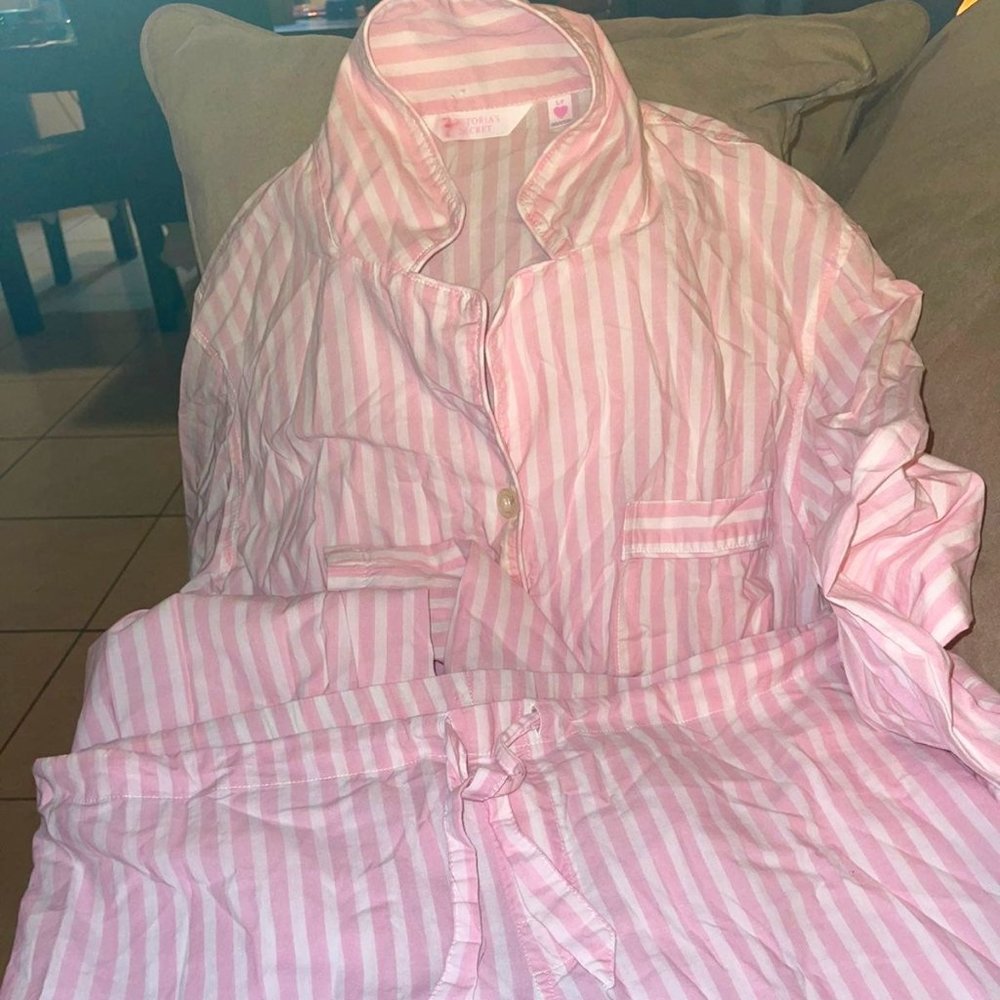 Classic PINK pajama pink n white strip size small